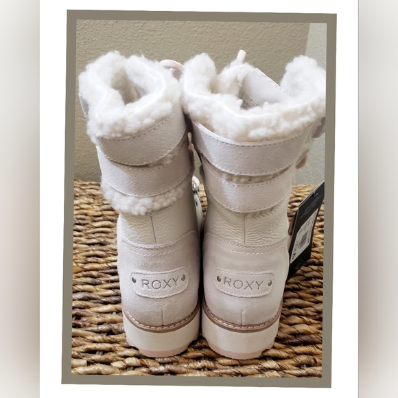 NWT RIXY alpine collection Boots....size 8 - Picture 3 of 3